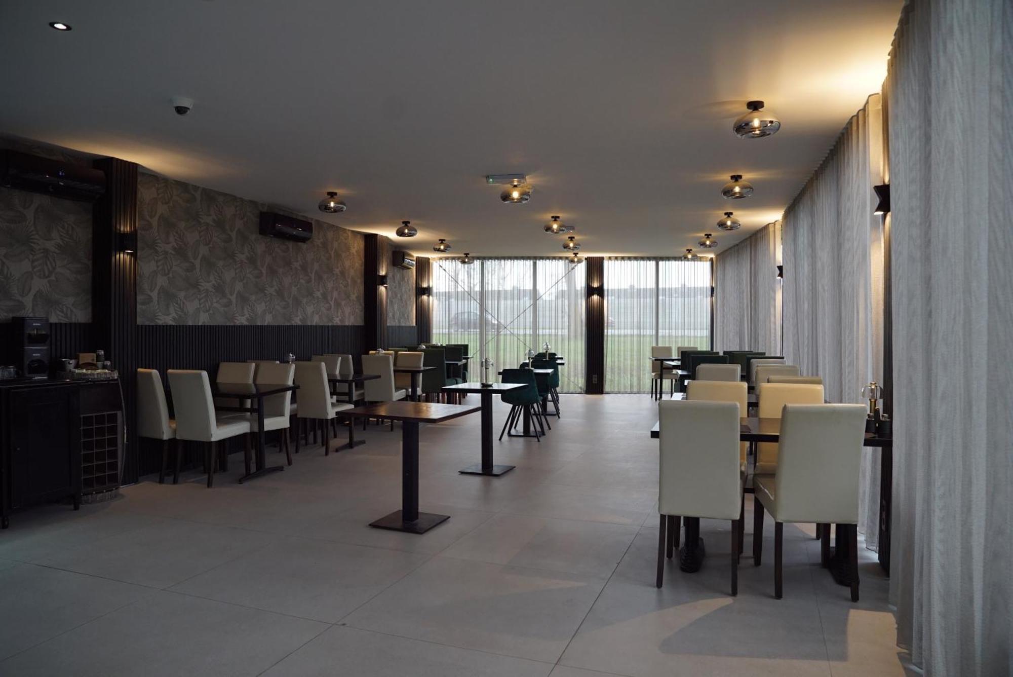 Ma Airport Hotel Hoofddorp Kültér fotó