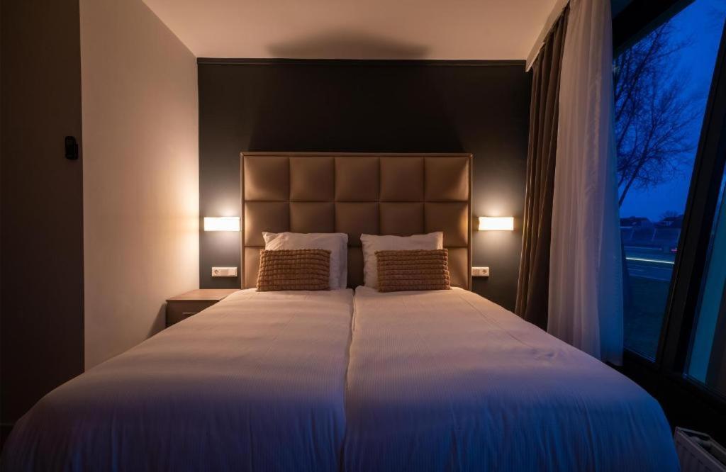 Ma Airport Hotel Hoofddorp Kültér fotó