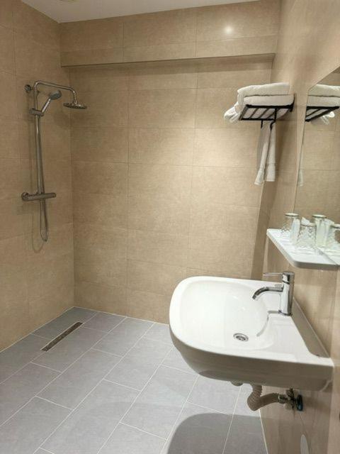 Ma Airport Hotel Hoofddorp Kültér fotó