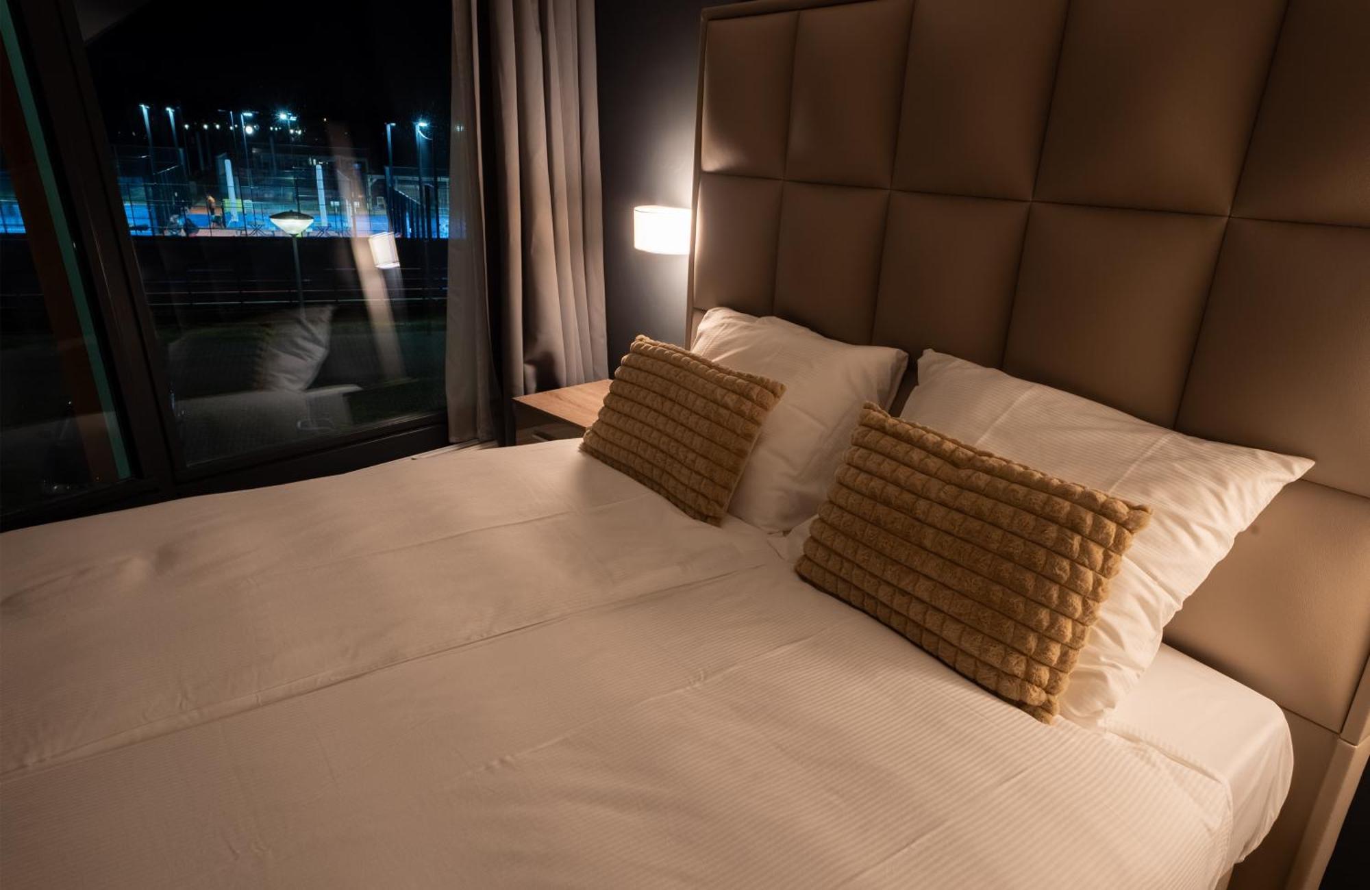 Ma Airport Hotel Hoofddorp Kültér fotó