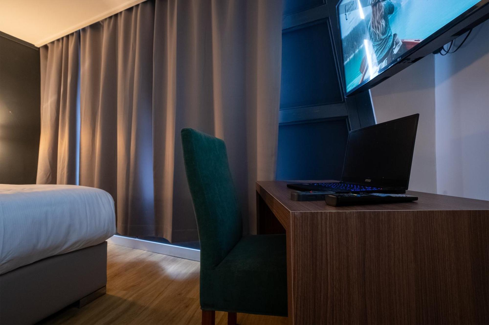 Ma Airport Hotel Hoofddorp Kültér fotó